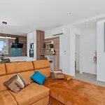 Frida Apartment *