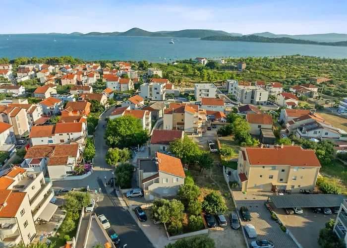 アパート Frida *